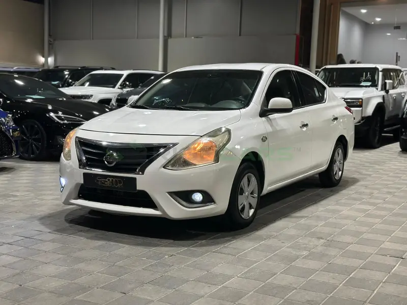  Nissan Sunny 